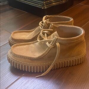 Clarks Men Dark Sand Tornhill Size 8 PLEASE READ DESCRIPTION